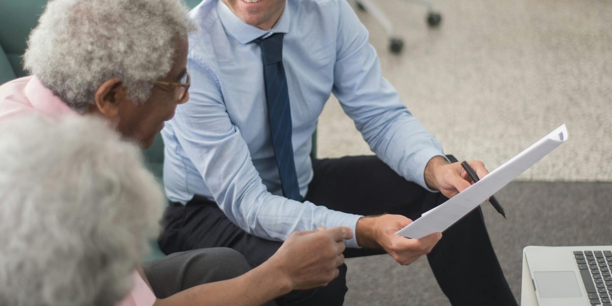 An expert advises a client on navigating the UAE corporate tax system for optimal returns.