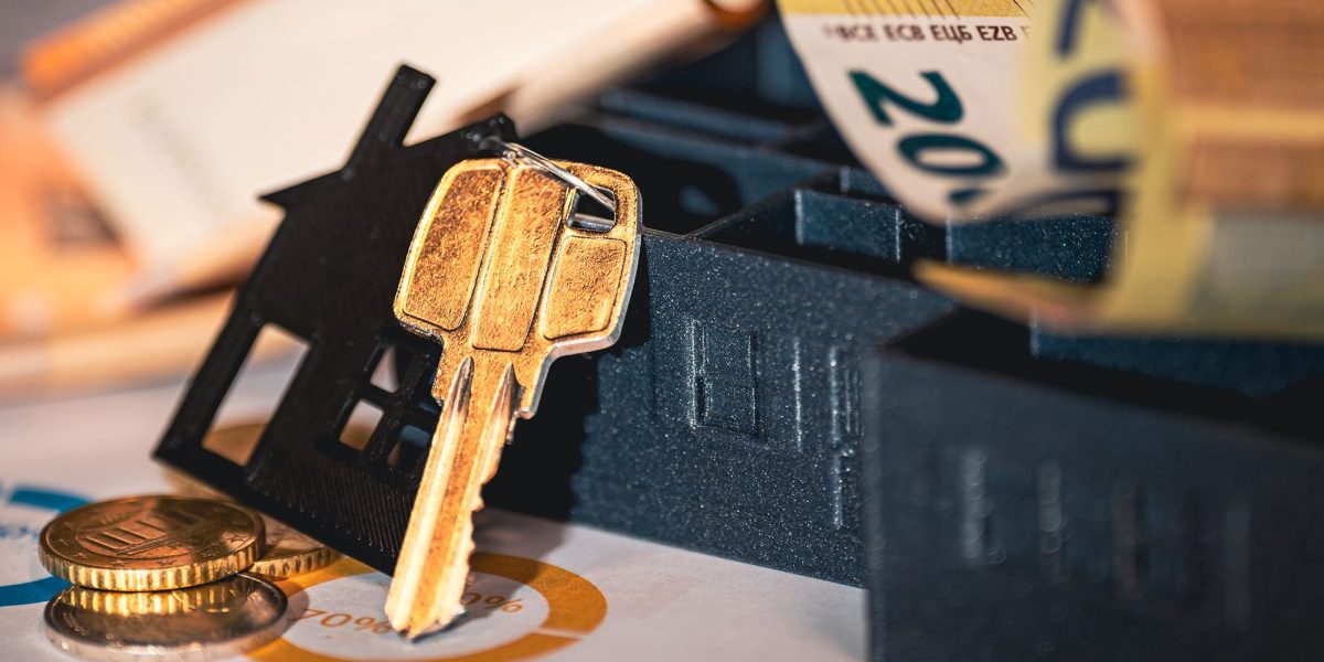 How Much Commission Do Real Estate Agents Make in Dubai