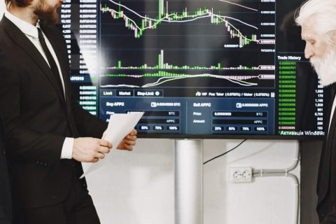 Why Specialized Investment Managers Dubai Are Crucial for Property Investors